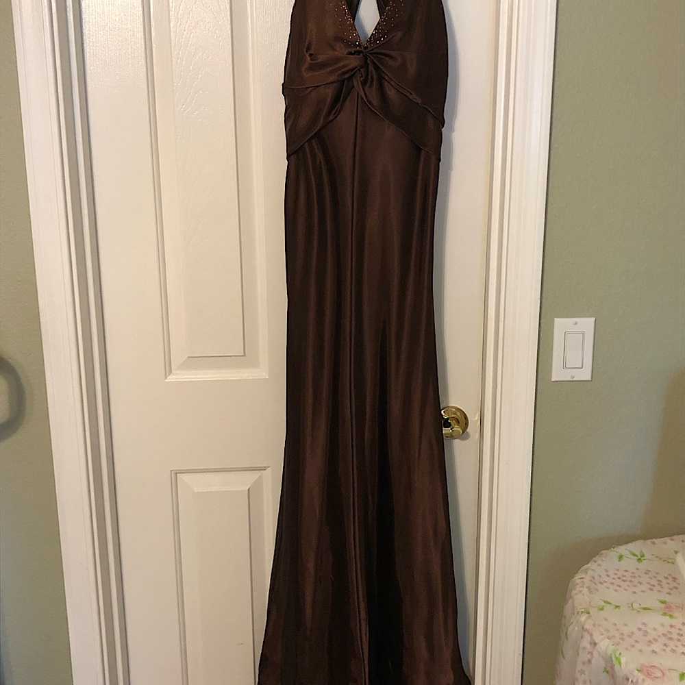 Brown Sleeveless Evening Gown Size 13-14